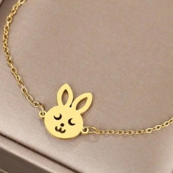 Gold Bunny Bracelet - Picture 4 of 5